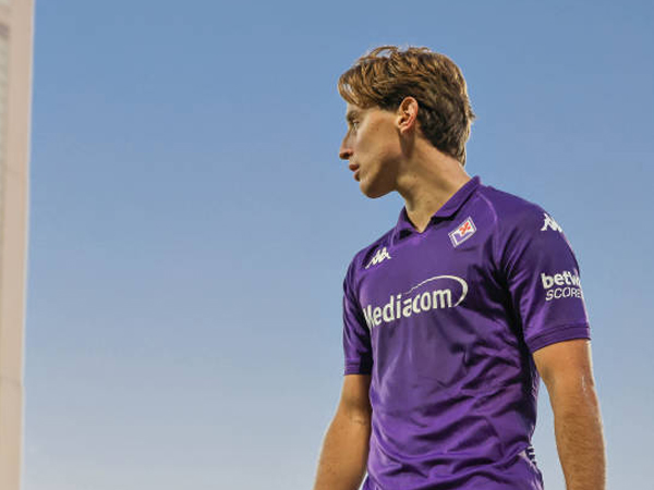 Dunia Sepak Bola Doakan Edoardo Bove, Fiorentina Ucapkan Terima Kasih