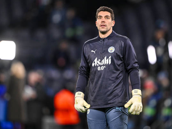 Kalah di Anfield, Stefan Ortega Buat Komentar Kontroversial Soal Liverpool