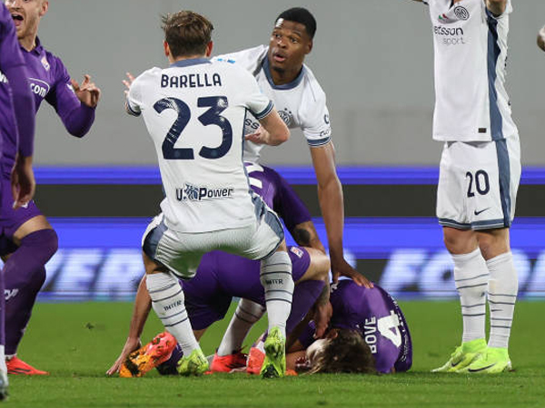 Kolaps di Laga Fiorentina vs Inter Milan, Edoardo Bove Sudah Sadar Kembali