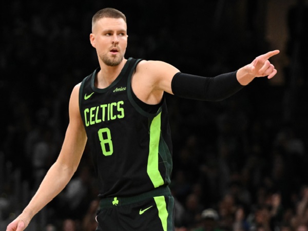 Kristaps Porzingis Sadar Tidak Bermain dengan Sesuai Levelnya