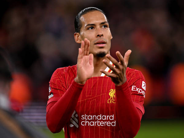 Liverpool Kalahkan City, Virgil van Dijk Puji Solidnya Pertahanan The Reds