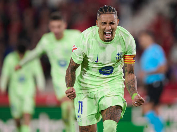 Penampilan Gemilang Raphinha Bantu Barcelona Gilas Mallorca 5-1