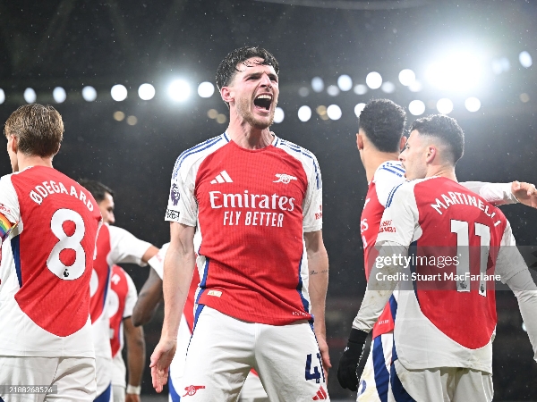 Declan Rice membantu Arsenal mengalahkan Manchester United 2-0 di Emirates Stadium, Kamis (5/12)