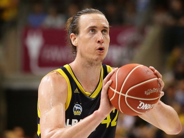 Rajawali Medan pakai jasa Dennis Clifford untuk musim 2025.