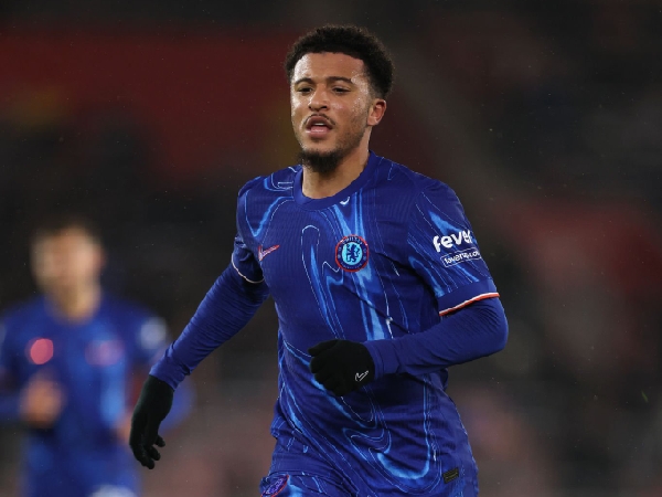 Jadon Sancho mencetak gol pertamanya untuk Chelsea