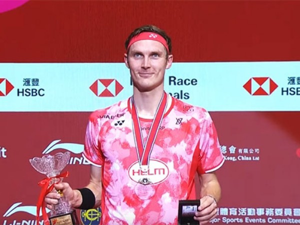 Viktor Axelsen Tantang BWF Untuk Segera Kirimkan Denda Setelah Absen di WTF