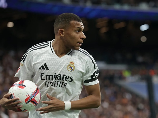 Kylian Mbappe Tanggapi Komentar Orang Mengenai Performanya