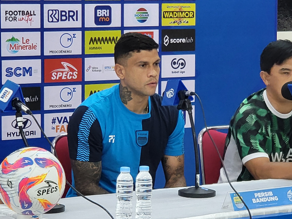 Winger Persib, Ciro Alves