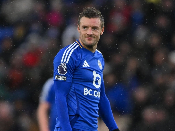 Jamie Vardy membantu Leicester City menahan imbang Brighton