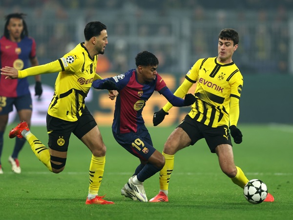 Lamine Yamal Jelaskan Koneksi dengan Ferran dan Raphinha