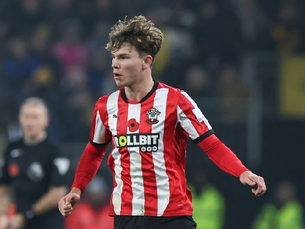 Russell Martin membahas rumor transfer Tyler Dibling ke Manchester United