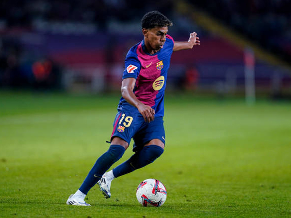 Dilirik Klub Raksasa, Lamine Yamal Tegaskan Komitmennya untuk Barcelona