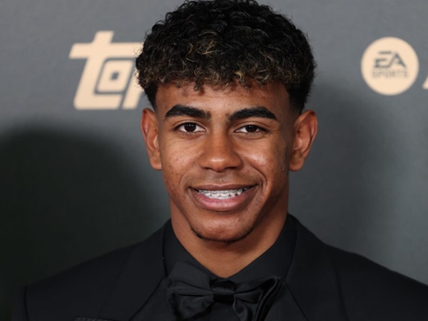 Lamine Yamal Masuk Susunan Pemain Tim Terbaik FIFA