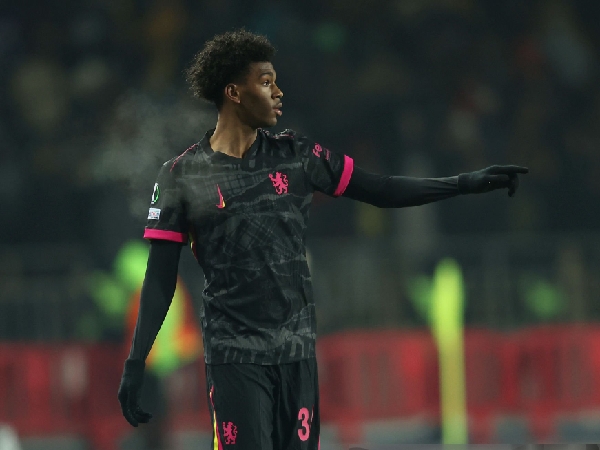 Josh Acheampong baru saja memperpanjang kontraknya di Chelsea