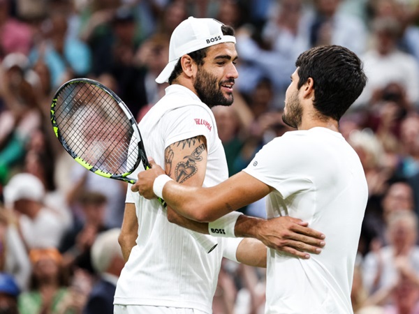Carlos Alcaraz Dan Matteo Berrettini Saling Bertukar Pesan Usai Berlatih Bersama