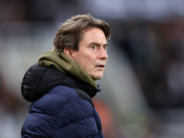 Brighton vs Brentford Berakhir Sama Kuat, Thomas Frank Kritik VAR