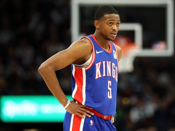 De'Aaron Fox Dapat Peringatan Mengenai Masa Depannya