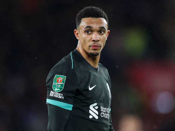 Liverpool Tegas Tolak Tawaran Real Madrid untuk Trent Alexander-Arnold