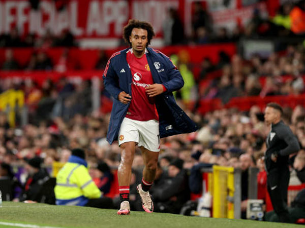 Manajemen Amorim dan Cemoohan Fans Bisa Merusak Mental Joshua Zirkzee