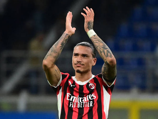 Aktivitas Medsos Darwin Nunez Panaskan Spekulasi Kepindahan ke AC Milan