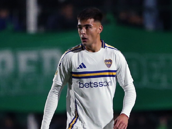 Aaron Anselmino menyelesaikan peminjamannya di Boca Juniors