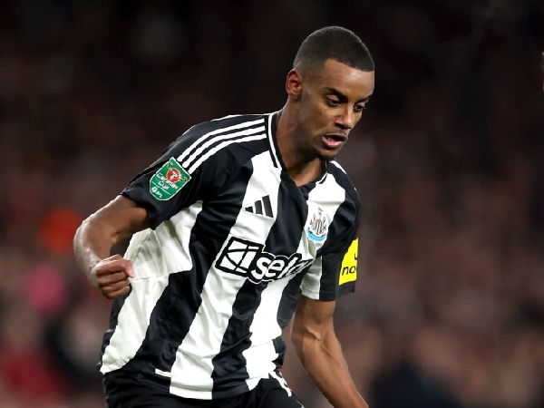 Striker Newcastle United, Alexander Isak