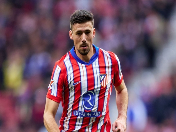 Atletico Madrid siap permanenkan Lenglet