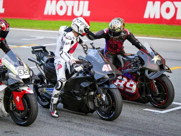 Aleix Espargaro Pertama Kali Jajal Motor Honda di Buriram