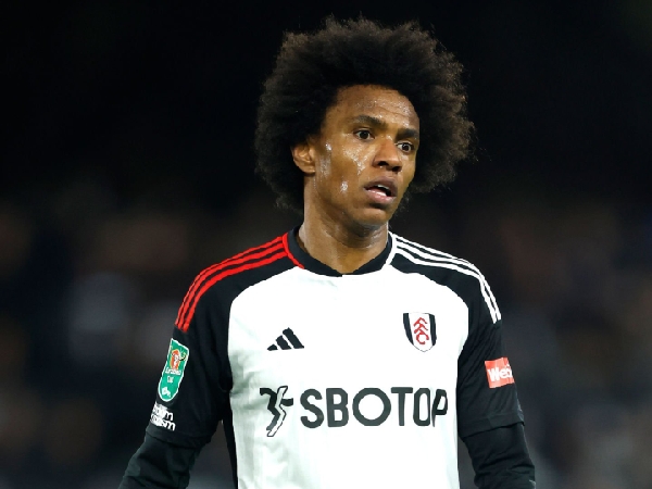 Willian bermain untuk Fulham musim lalu