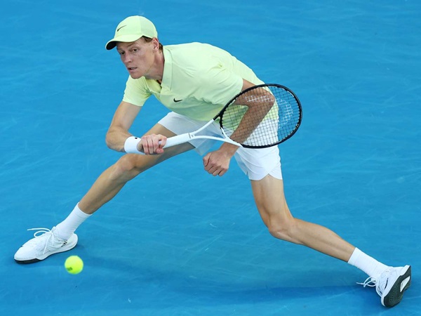 Hasil Australian Open: Kemenangan Impresif Bawa Jannik Sinner Ke Babak Keempat