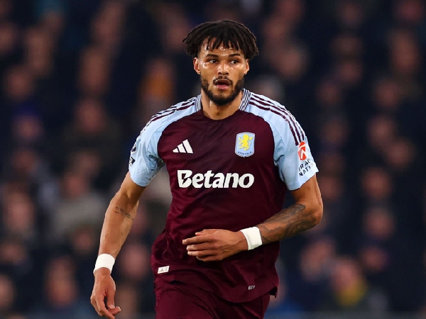 Tyrone Mings disanjung oleh manajer Aston Villa, Unai Emery