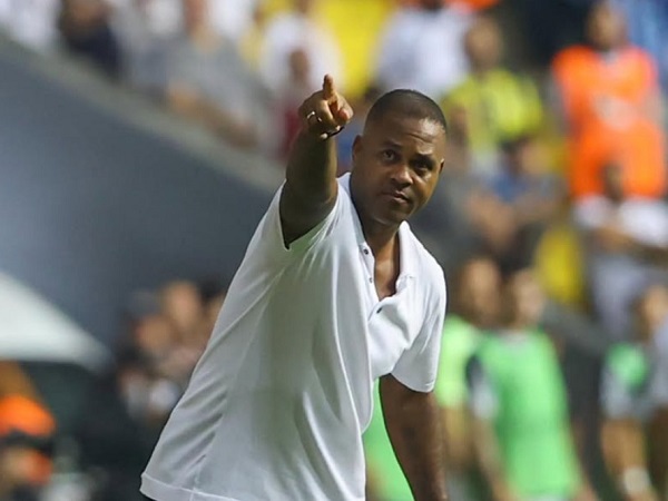 Pelatih timnas Indonesia, Patrick Kluivert akan didampingi dua asisten pelatih lokal