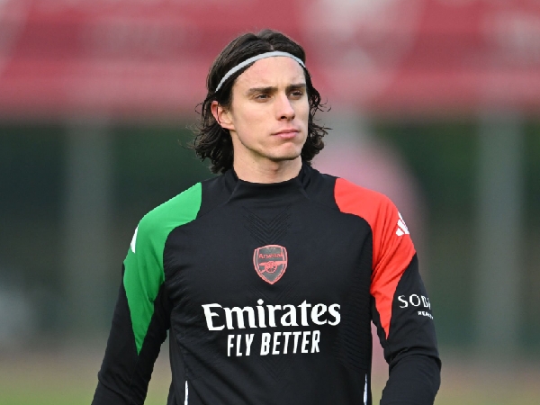 Arsenal bisa kembali diperkuat Riccardo Calafiori