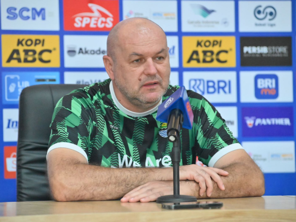 Pelatih Persib, Bojan Hodak