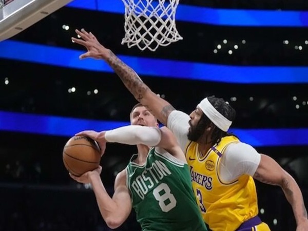 Anthony Davis Sarankan Lakers Datangkan Center Tambahan