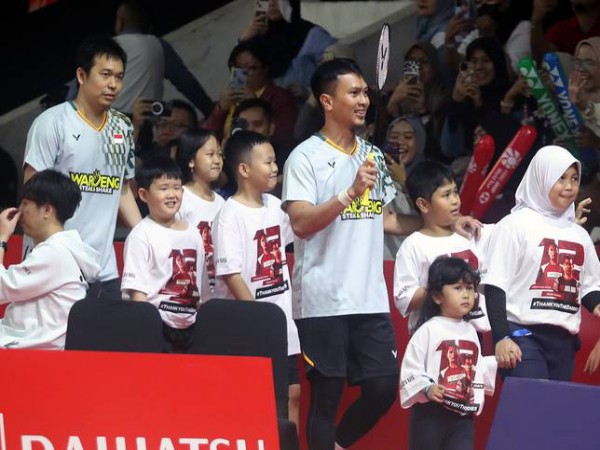 Cerita Handuk Basah Dari Mohammad Ahsan Untuk Penggemar di Istora
