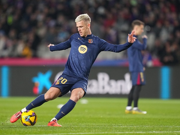 Dani Olmo Masih Belum Main Saat Lawan Valencia