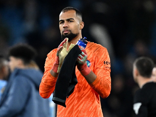 Meski buat blunder lagi, Robert Sanchez tetap dibela Enzo Maresca