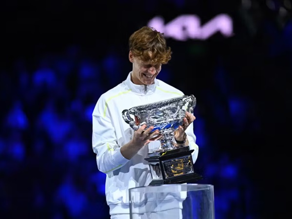 Ini 6 Tonggak Bersejarah Yang Jannik Sinner Capai Usai Juarai Australian Open