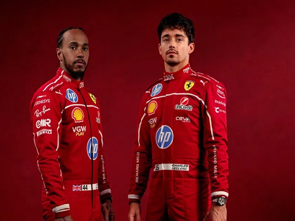 Lewis Hamilton dan Charles Leclerc Pamer Pakaian Balap Baru Ferrari