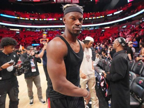 Jimmy Butler akan kehilangan $532.737 per pertandingan di bawah skorsing terbaru. (Foto: AP)