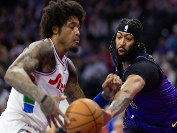 Anthony Davis Tinggalkan Lakers Saat Dikalahkan Hornets