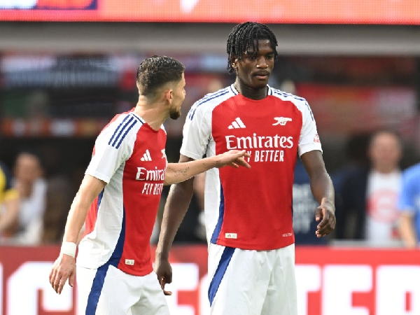 Manchester United segera membajak Ayden Heaven dari Arsenal