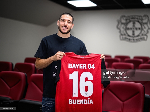 Emi Buendia tiba di Bayer Leverkusen dengan status pinjaman dari Aston Villa