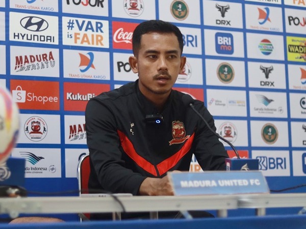 Bek Madura United, Taufik Hidayat