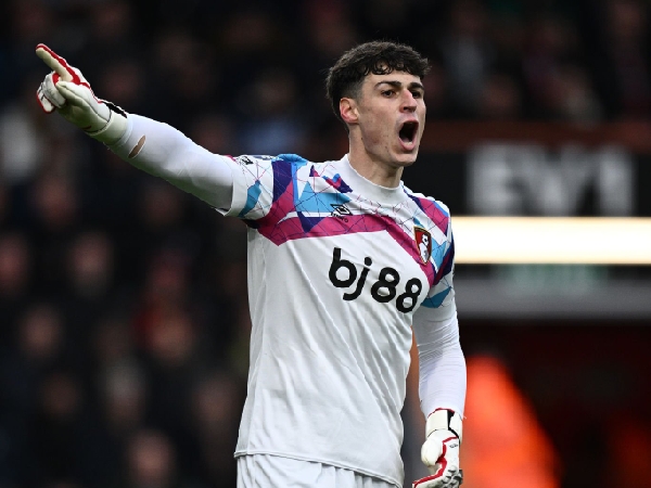 Enzo Maresca membahas peluang Chelsea menarik kembali Kepa Arrizabalaga