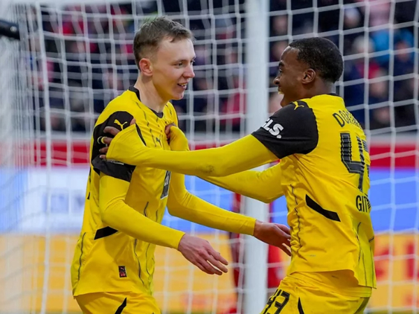 Maximilian Beier mencetak gol kedua untuk Borussia Dortmund saat menghadapi Heidenheim
