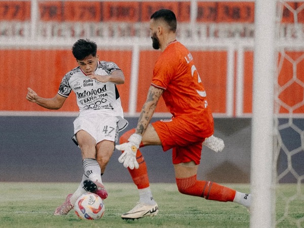 Penyerang sayap Bali United, Rahmat Arjuna