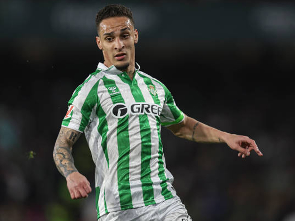 Bersinar di Real Betis, Fans Dukung Antony Menangkan Ballon d'Or