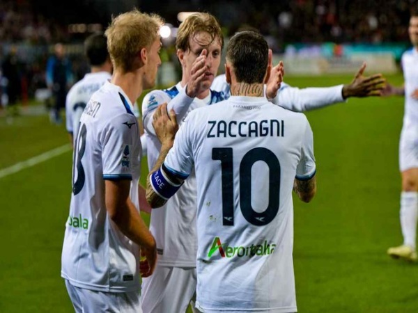 Lazio menang vs Cagliari